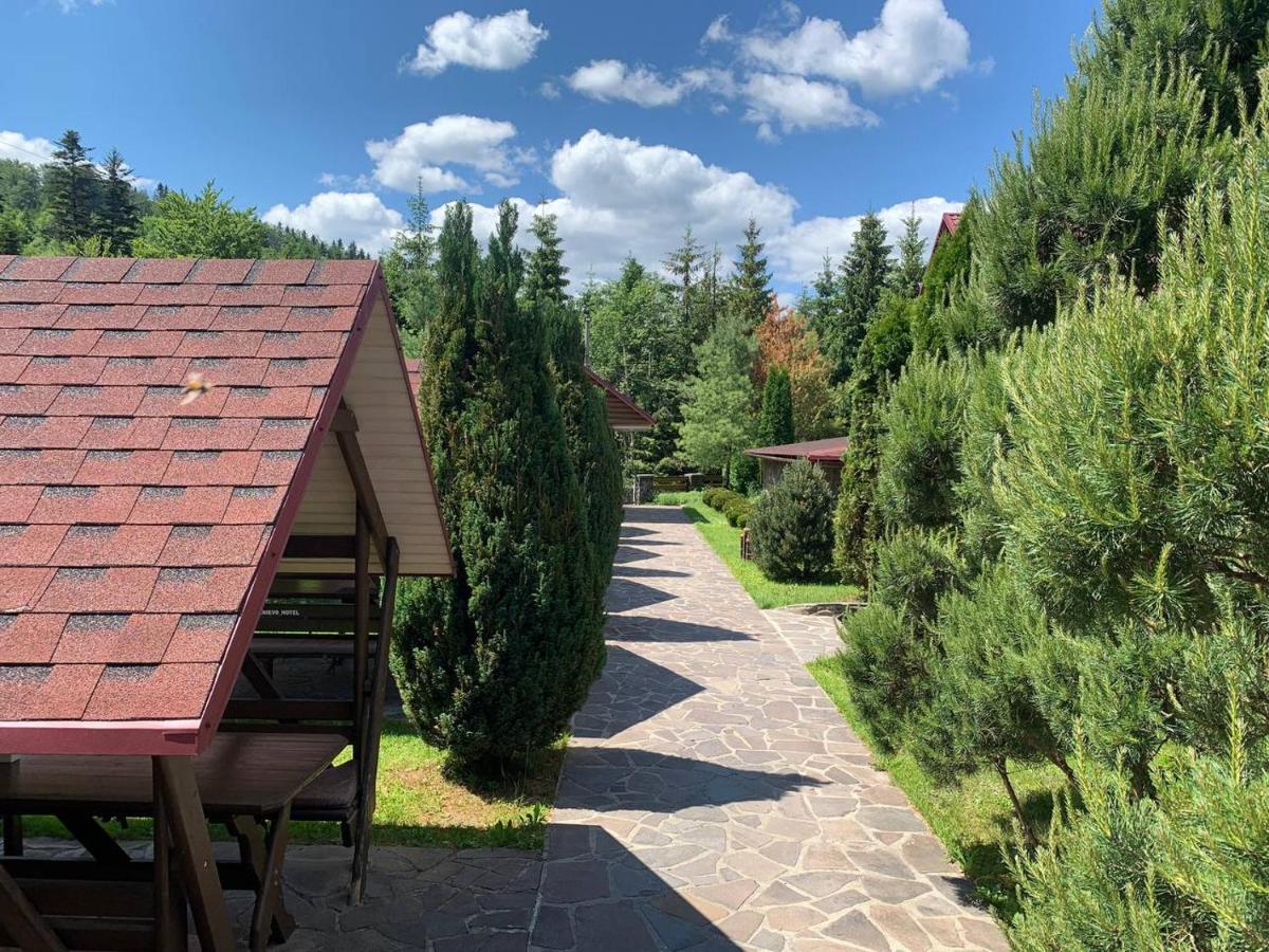 Готель Жди Ня Єво Instagram Zhdenievo Hotel 泽德尼耶沃 外观 照片