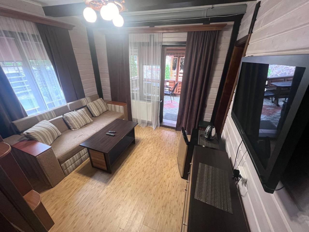 Готель Жди Ня Єво Instagram Zhdenievo Hotel 泽德尼耶沃 外观 照片